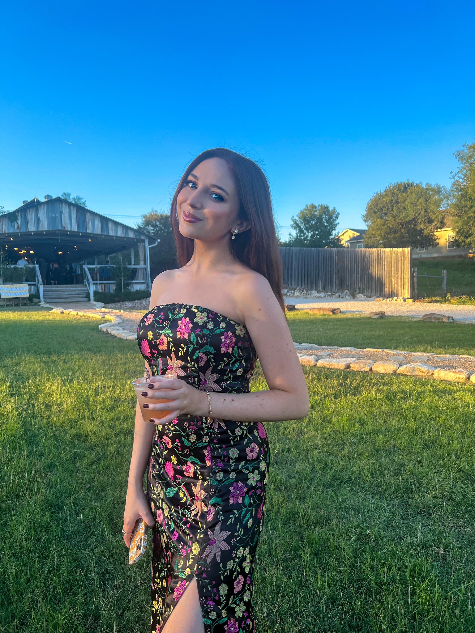 ellie schnitt on Twitter: “the people NEED to be reminded that I am not