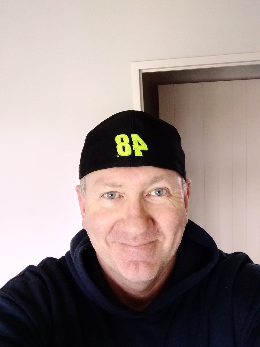TeacherRoad66's tweet photo. @JimmieJohnson @Alex_Bowman @Ives_Greg @TeamHendrick Great win #48car https://t.co/b0gpZN0NI7