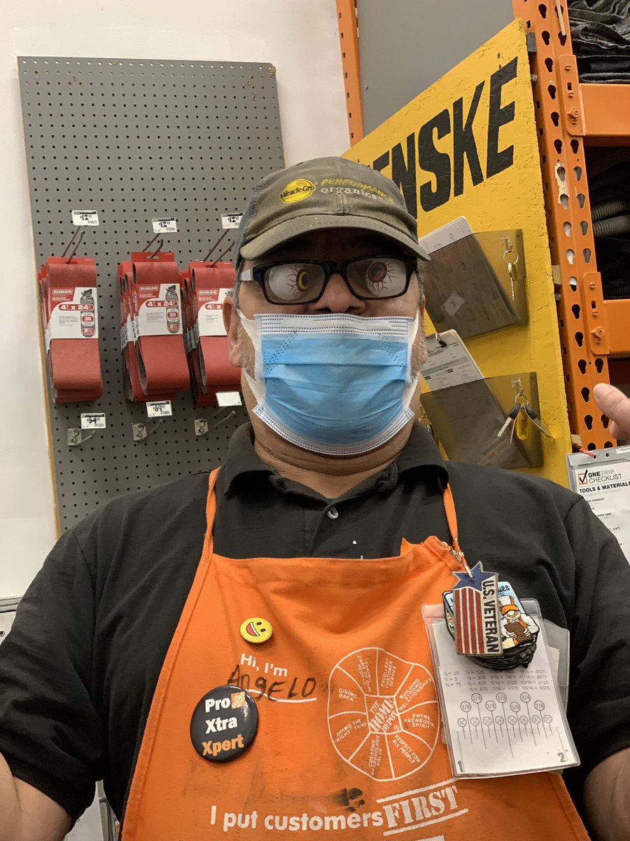 AugustAloha's tweet photo. TOOL RENTAL MAKE ANGELO CRAAZZZZYYYYYYYY!!! 🧟‍♂️🤪 HAPPY HALLOWEN EVERYONE https://t.co/vOvW7ZRCkM