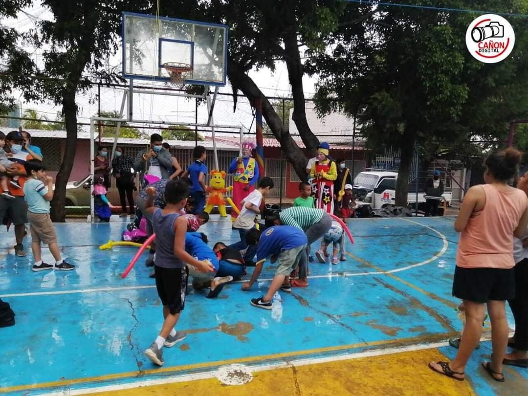 Mimados de la Revolución disfrutando de la restitución de derechos gracias a nuestro Gobierno de Reconciliación y Unidad Nacional. 

#FuerzaDePuebloQueVence 
#UnidadParaLaProsperidad 
#TodosJuntosVamosAdelante 
#EnLa2
