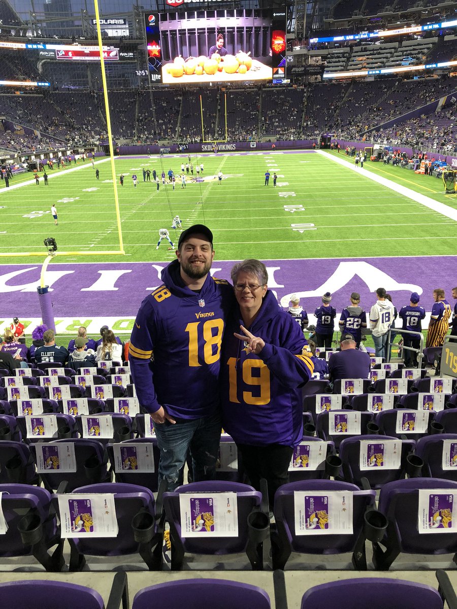 SneakerFever27's tweet photo. #SKOL https://t.co/hDF9zPbqIA