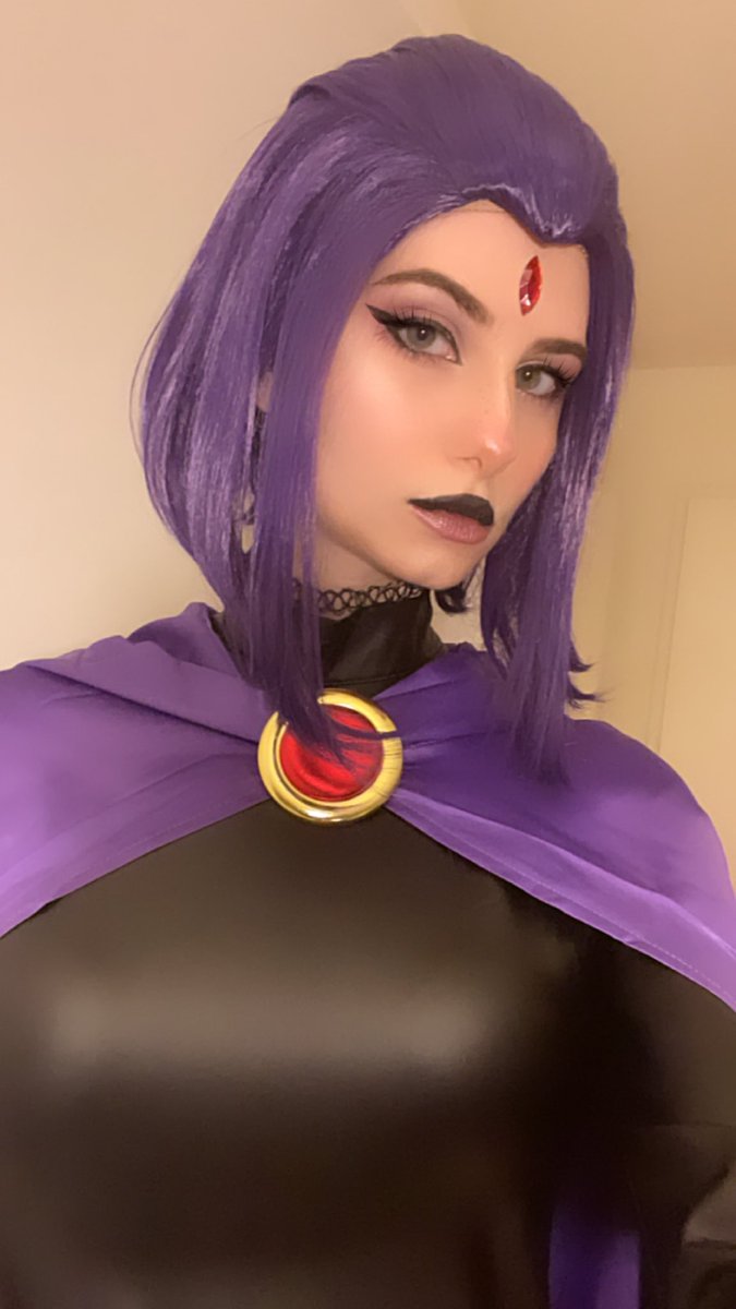 conmiele's tweet photo. 🔴 LIVE: Halloween stream with @hazydei 

Come watch us get scared  

https://t.co/sipbeAuFme https://t.co/6eMlEmcxAY
