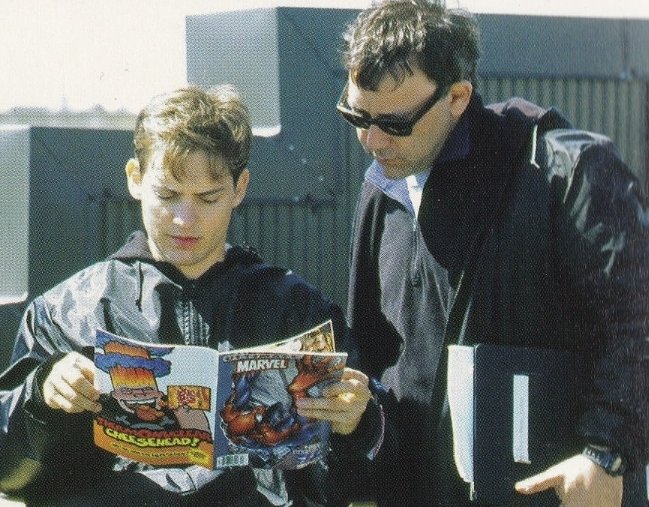 RT @spideygifs: Tobey Maguire behind the scenes of Spider-Man https://t.co/pvfRu2s7GR