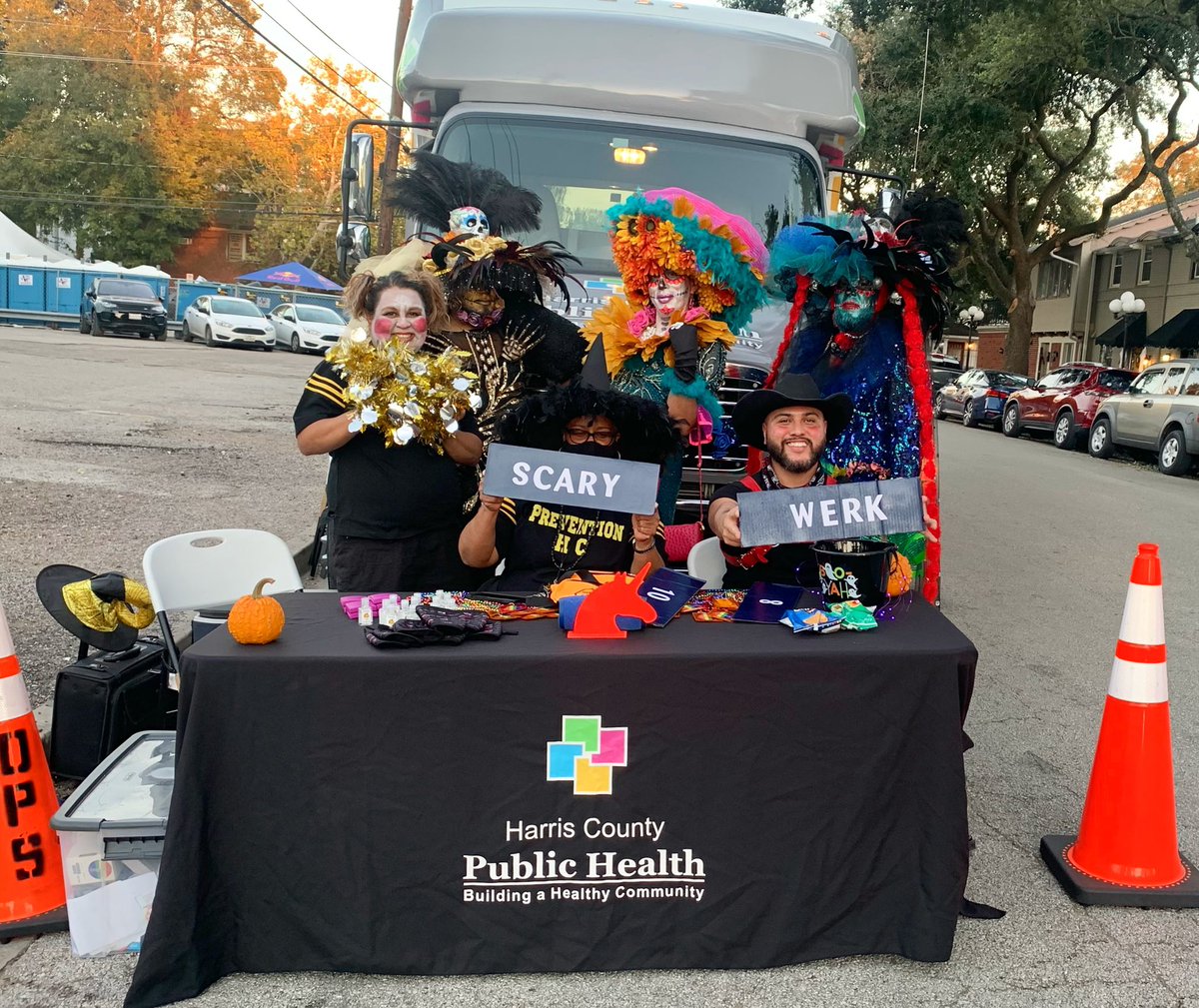 Testing123HTX's tweet photo. Happy Halloween from @hcphtx #testing123htx! https://t.co/WSev1lWGfq