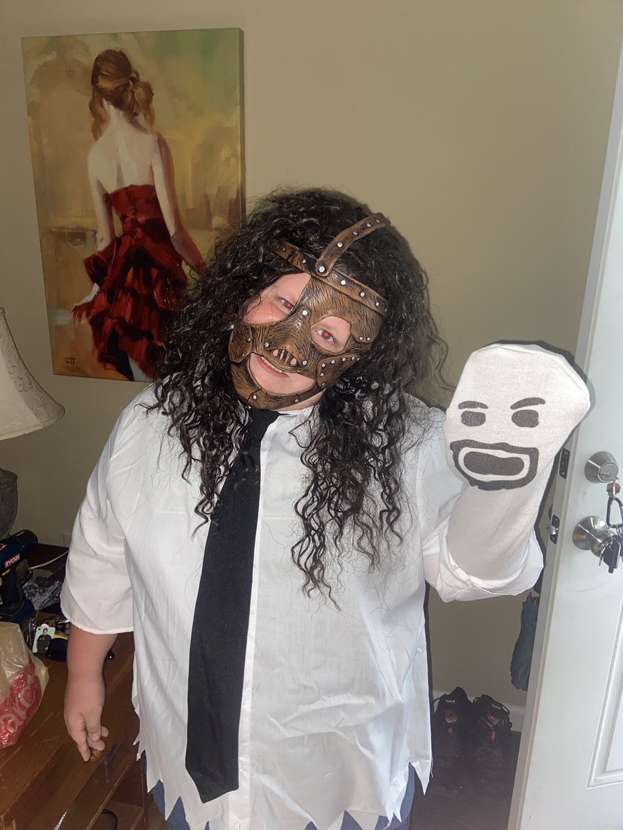 AmandaS51311500's tweet photo. @RealMickFoley #3FacesOfFoley my son was Mankind π #Halloween @RealMickFoley https://t.co/V6FT9AChL3