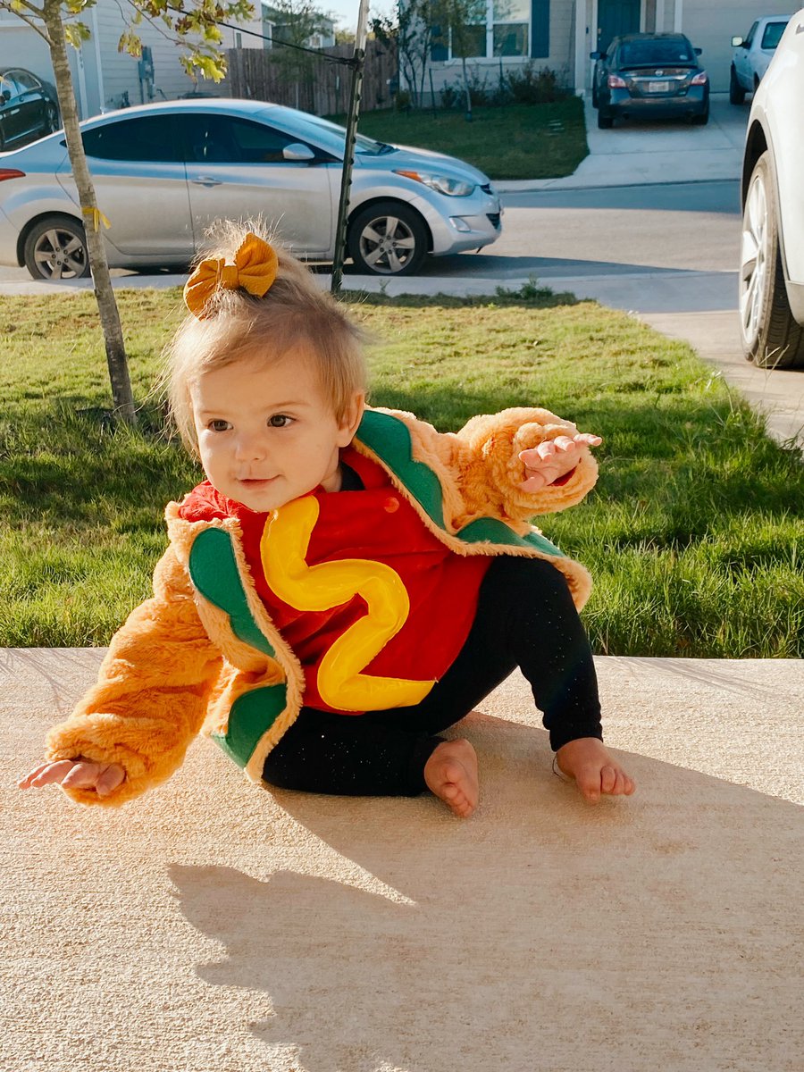 zandybauer's tweet photo. Hot dog, ketchup and mustard ❤️💛 https://t.co/ERMKLhLh96