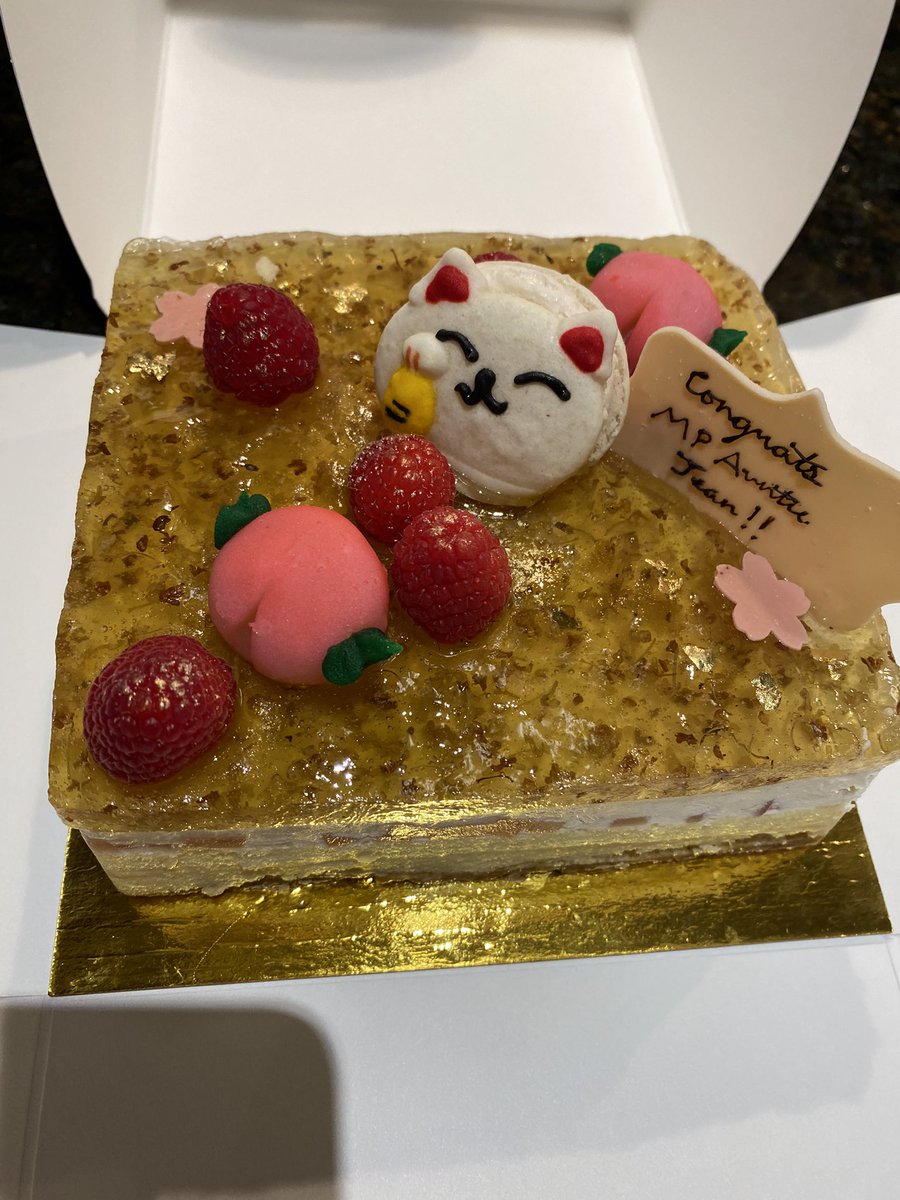 JeanYip3's tweet photo. Had a great time with my niece and nephew this Halloween π€‘π€ π»π Thank you to my sister-in-law who surprised me with a congratulatory cake from #daangocakelab from my riding. #FamilyTime https://t.co/1lD14BFrTy