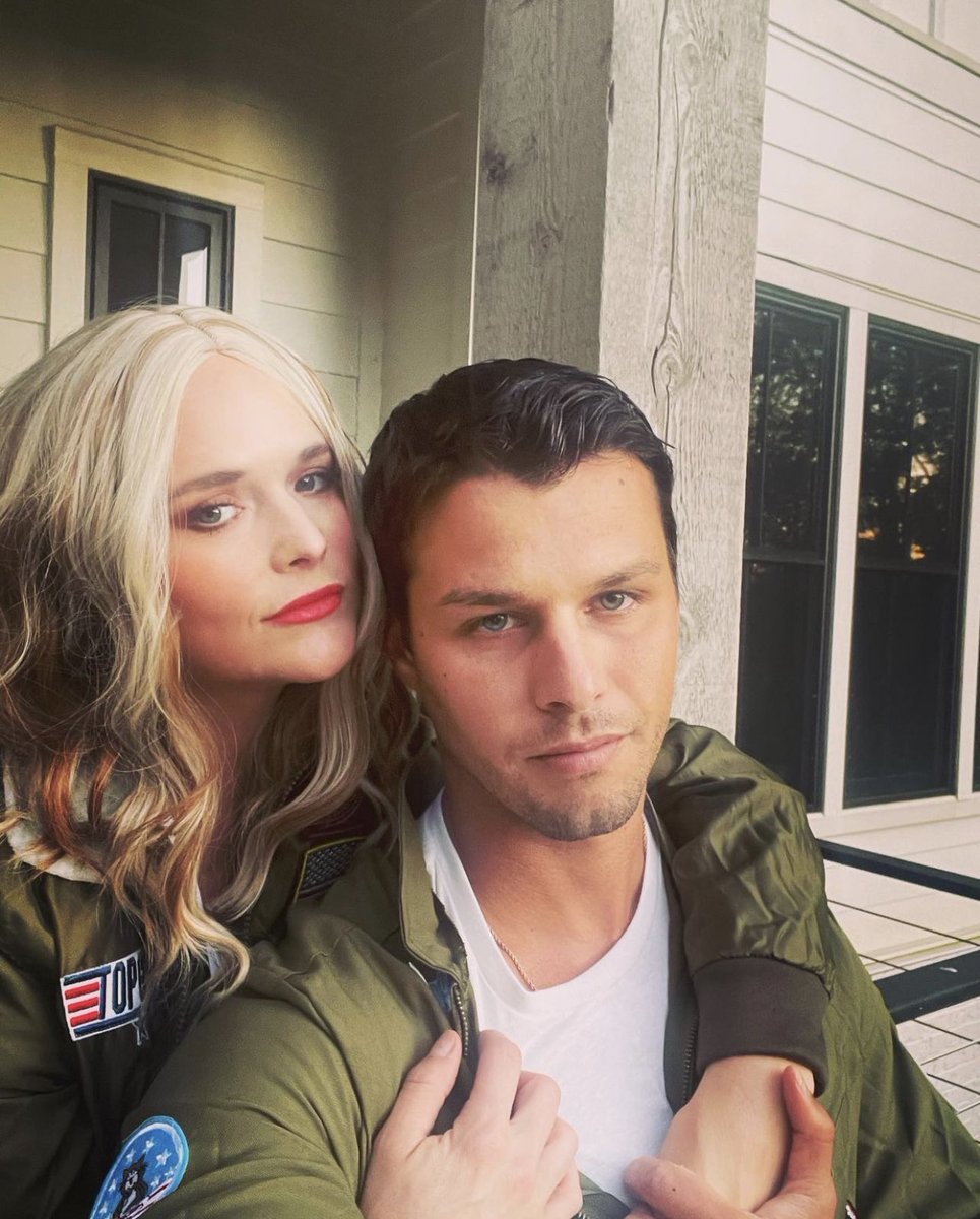 mirandalambert's tweet photo. Happy Halloween from Charlie and Maverick. #topgun https://t.co/wkZ2MHjJzJ