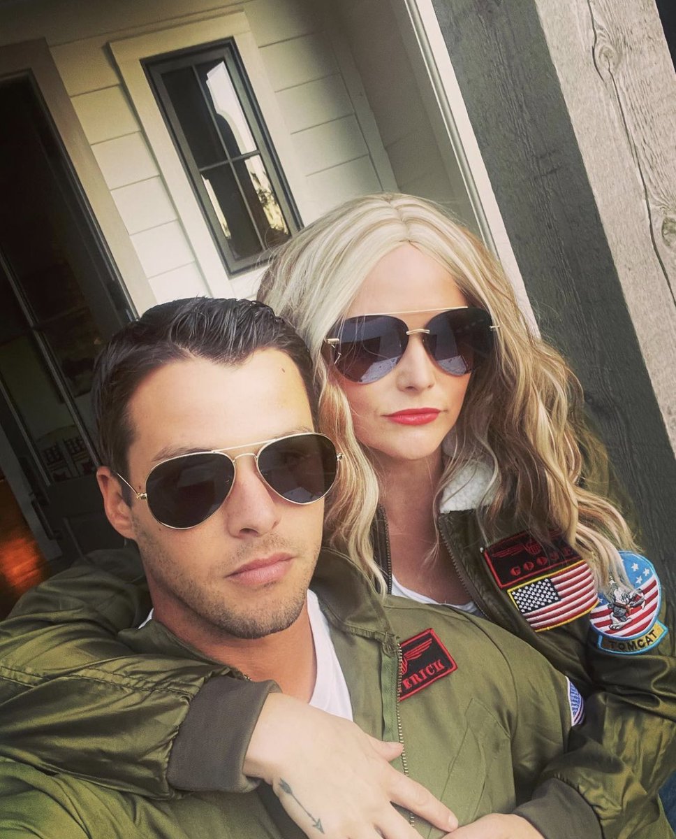 mirandalambert's tweet photo. Happy Halloween from Charlie and Maverick. #topgun https://t.co/wkZ2MHjJzJ
