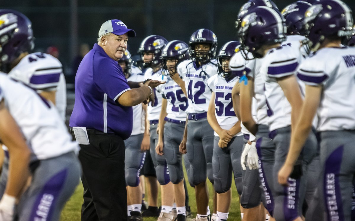 alinkphoto's tweet photo. Congratulations to @grand_meadow coach Gary Sloan on a great career! Always a great coach to work with for our Pigskin Preview pix and during the season. Here are some pix since I joined the PB staff in 2015. https://t.co/dZx4IcwPNN