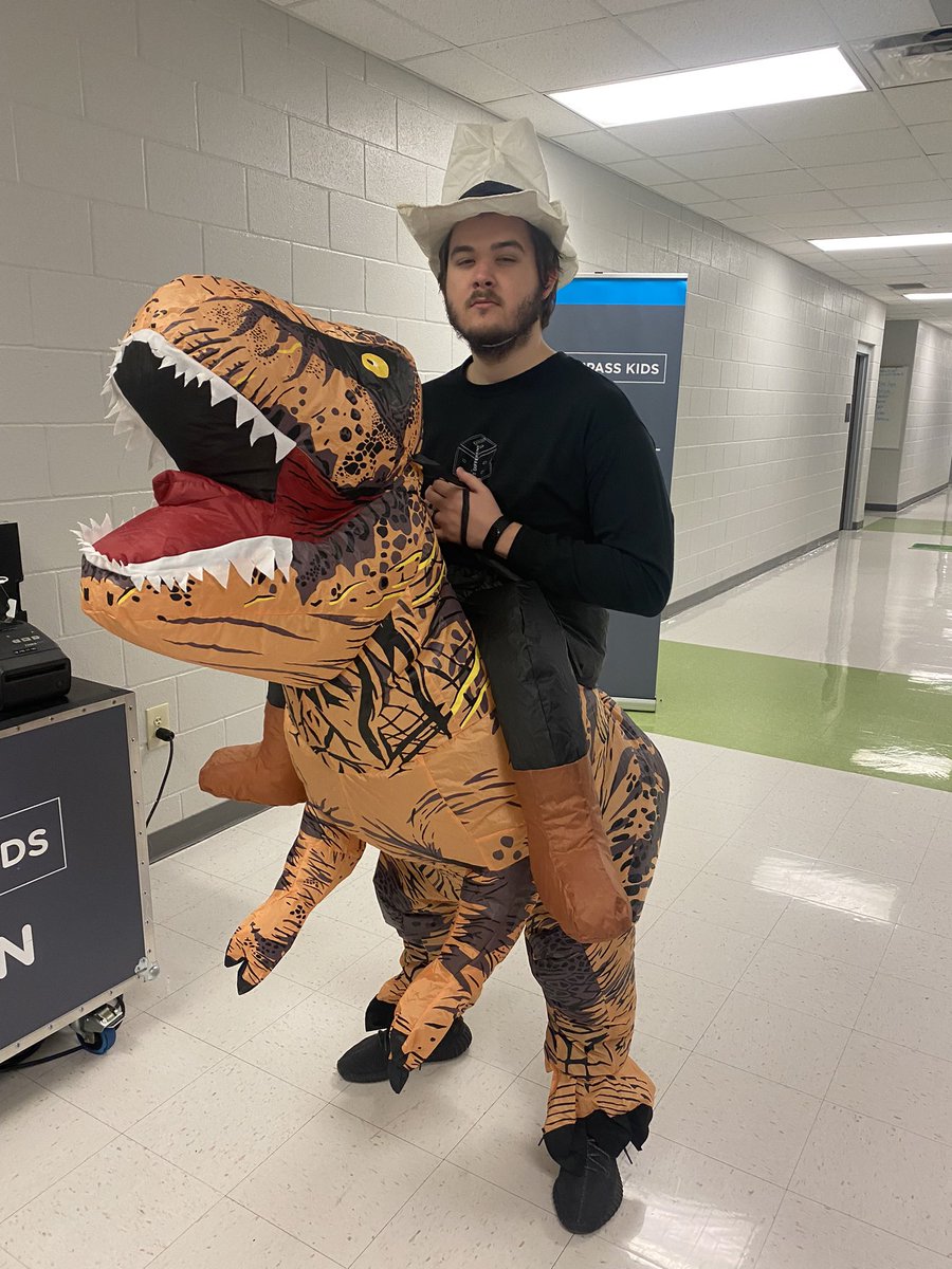 TrashBros_'s tweet photo. Who did Halloween better? @CaseyPandur or @MockDS? https://t.co/aCG7U4OqeP