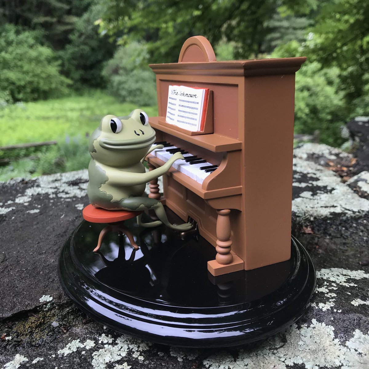 ChrisTsirgiotis's tweet photo. 5 years since I created and produced these #JasonFunderberker figures and people are still asking about them. Sure wish I’d made a lot more of these! 
#otgw #Overthegardenwall https://t.co/KnQ3CW7j0g