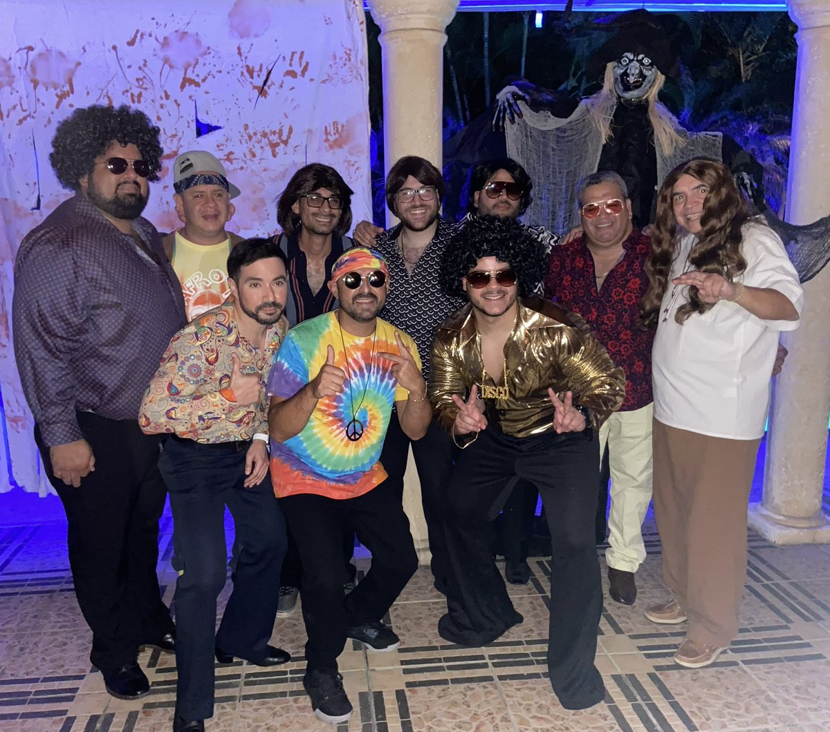 walterpaddy's tweet photo. That 70s Halloween party 🎃 
#Halloween #70s https://t.co/EtAUbe4s2v