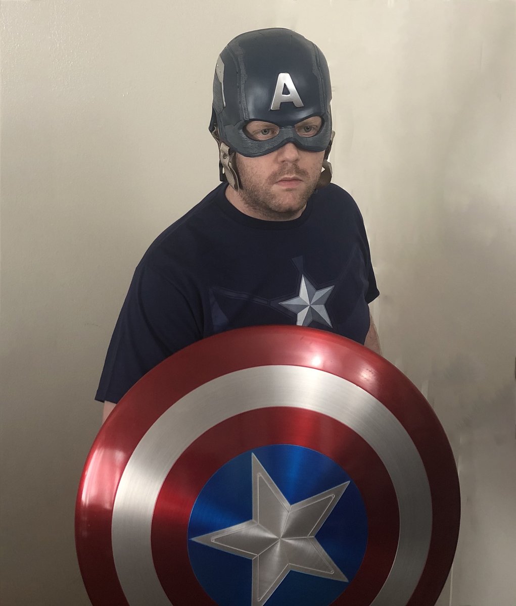 2idiotsreview's tweet photo. Avengers…Assemble! https://t.co/GvOWizubCs