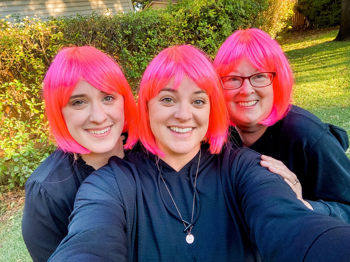 So sweet of my daughters to show solidarity and wear wigs with me on Halloween.  #livingwithlungcancer #lcsm <a href="/lcfamerica/">Lung Cancer Foundation of America</a>