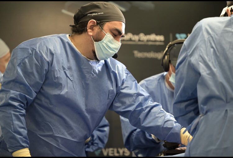 ClaudioDiazMD's tweet photo. Honored to have been chosen by @DePuySynthes as a surgeon to launch #velys hip navigation in Latinamerica https://t.co/t74NW7Hp5x