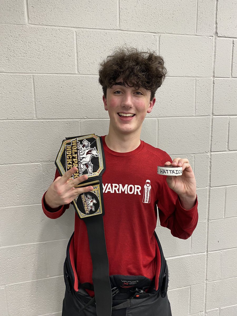 Another hard fought game for JV tonight!! Final score #Wolfpack 3 - Carmel Catholic 2

1st ⭐️of the game:
#25, D. Lannon with his 1st <a href="/cchlbestof3/">CCHL</a> hat trick tonight! <a href="/DrinkBODYARMOR/">BODYARMOR</a> he’s ready for his sponsorship deal ✍🏻😉!

#Halloween #BackThePack #PackPride #DefendTheDen