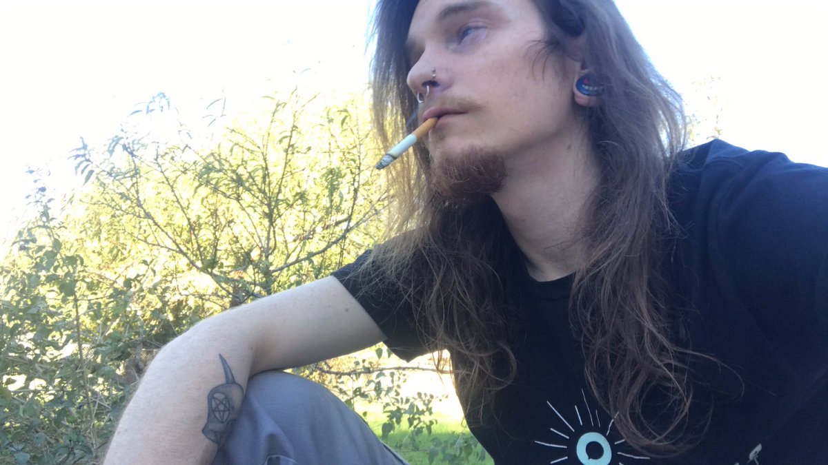 ModifiedSkater's tweet photo. Someone hmu please #bored #horny #lonely #snapchat #cashapp #hmusnap #nudes #nominors #18plus #follow4follow #sfs #nsfw https://t.co/J2YgkcDkvF