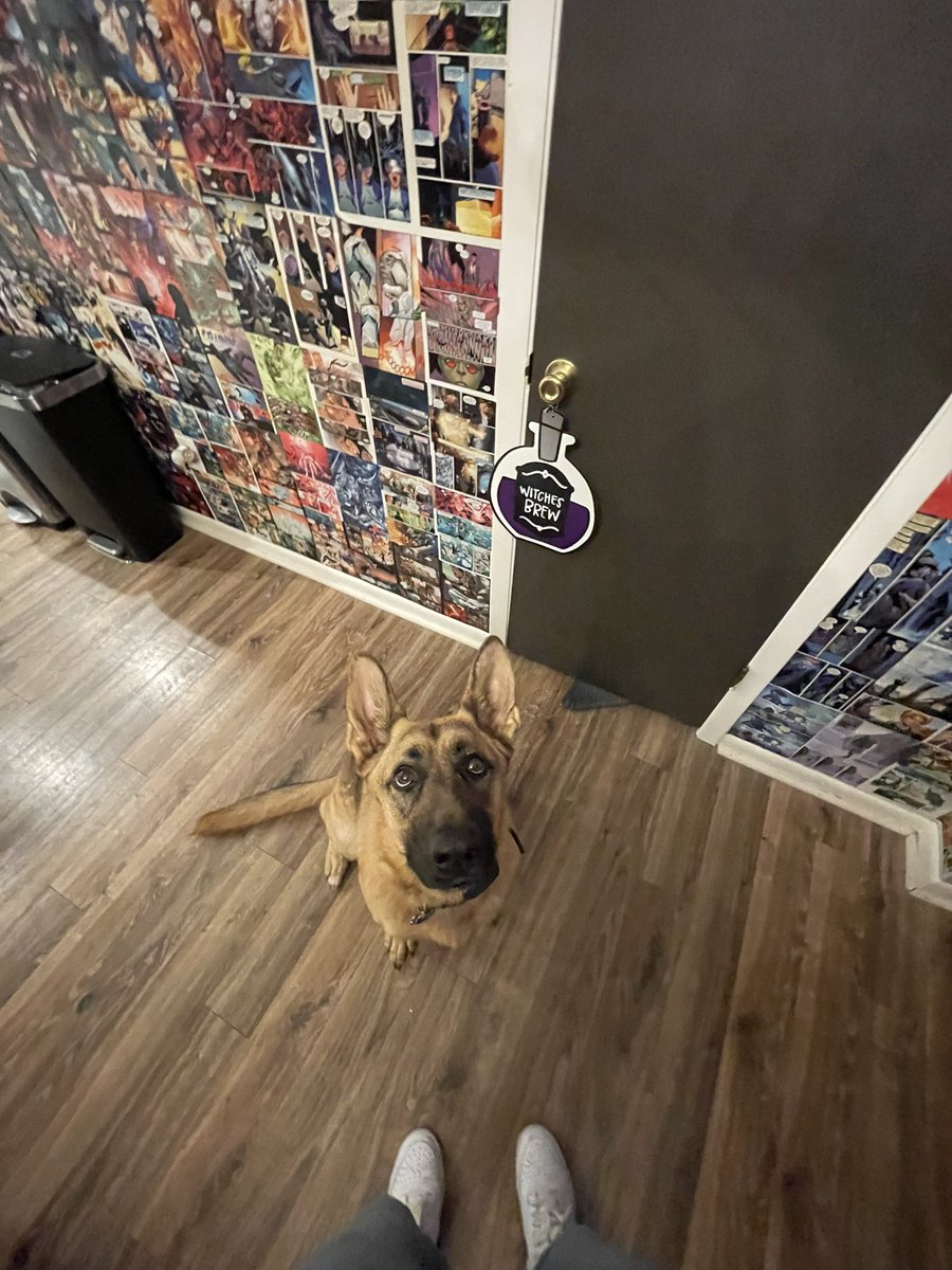 POV: Chicha ordering from a food truck