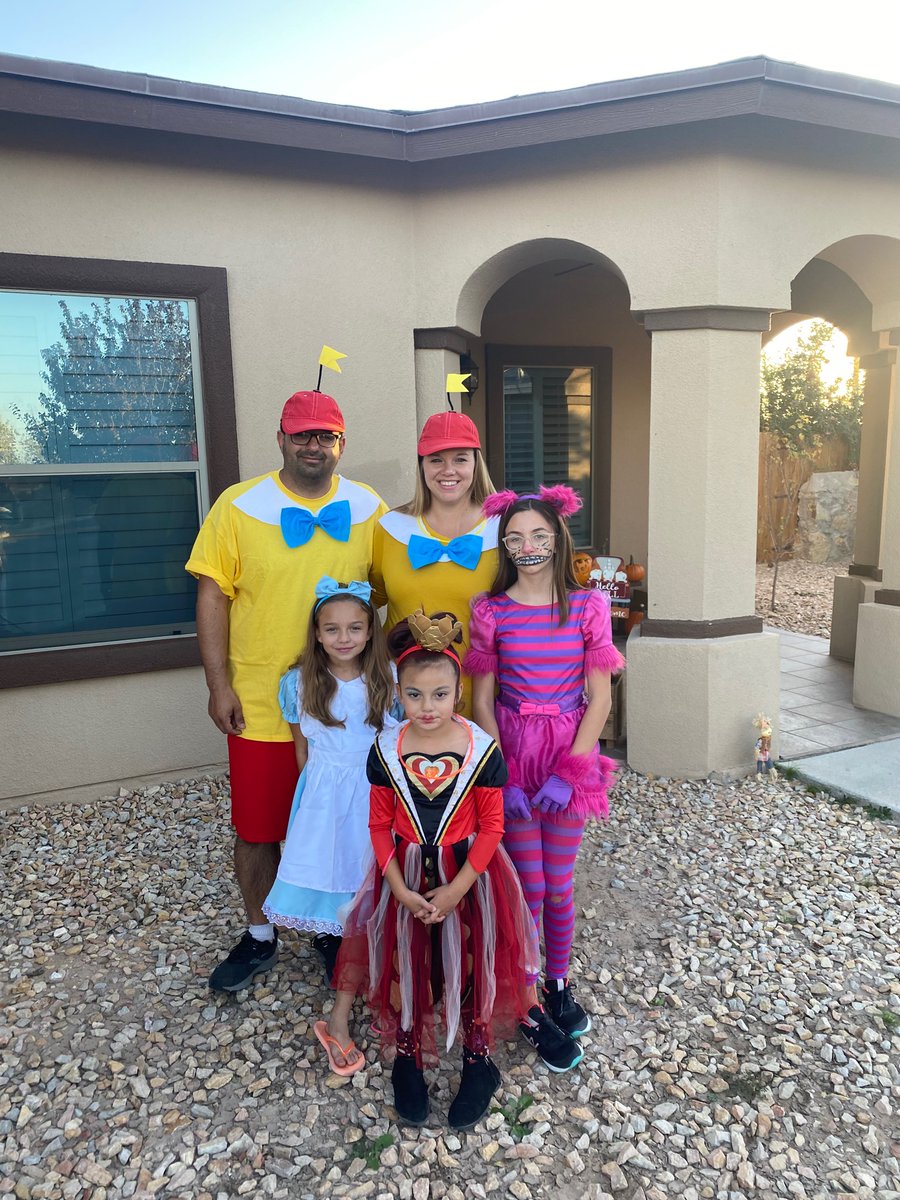 amberabraham89's tweet photo. We’re all mad here🎃 happy Halloween! https://t.co/g1EuzjHVCf