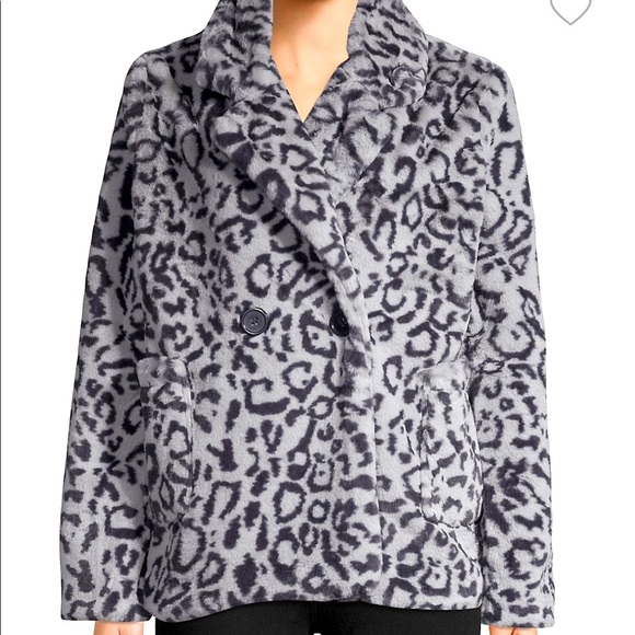 bgorhuff's tweet photo. So good I had to share! Check out all the items I'm loving on @Poshmarkapp from @JenniferWhipp15 #poshmark #fashion #style #shopmycloset #joujou #oldnavymaternity #thelimited: https://t.co/ubi48DXfDt https://t.co/HihzCFUgHv
