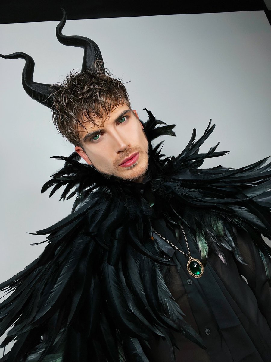 JoeyGraceffa's tweet photo. Putting the male in Maleficent https://t.co/7RzV3Bm6TD