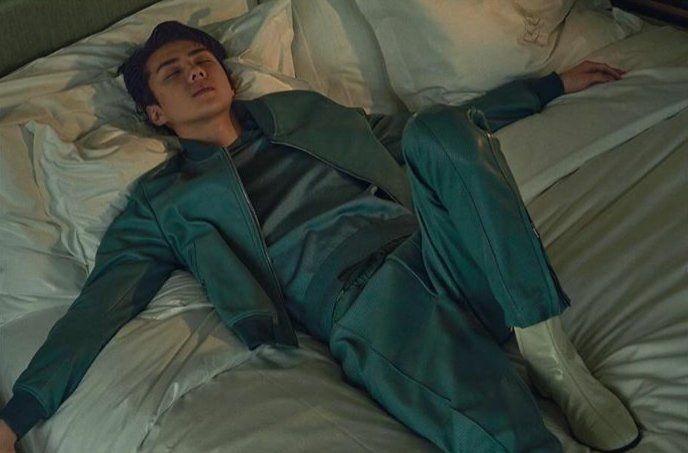 hourly sehun tweet media