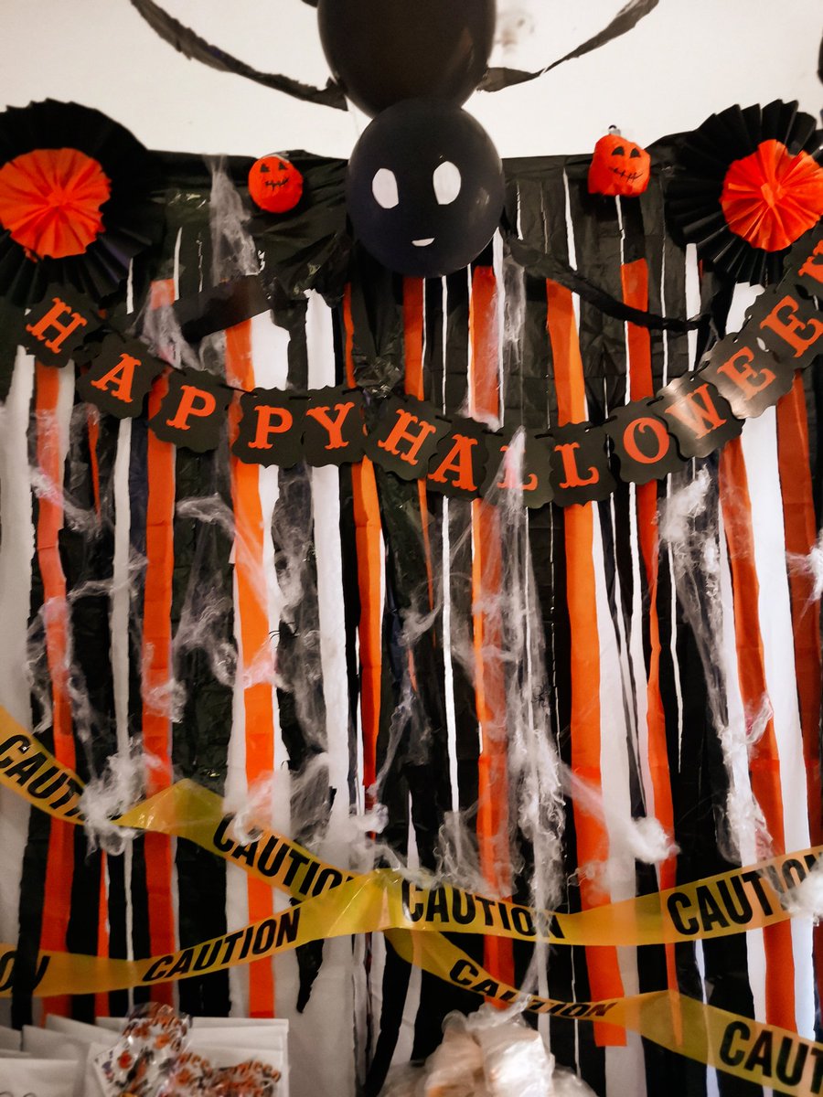 lhadeng's tweet image. Happy halloween 🎃🎃