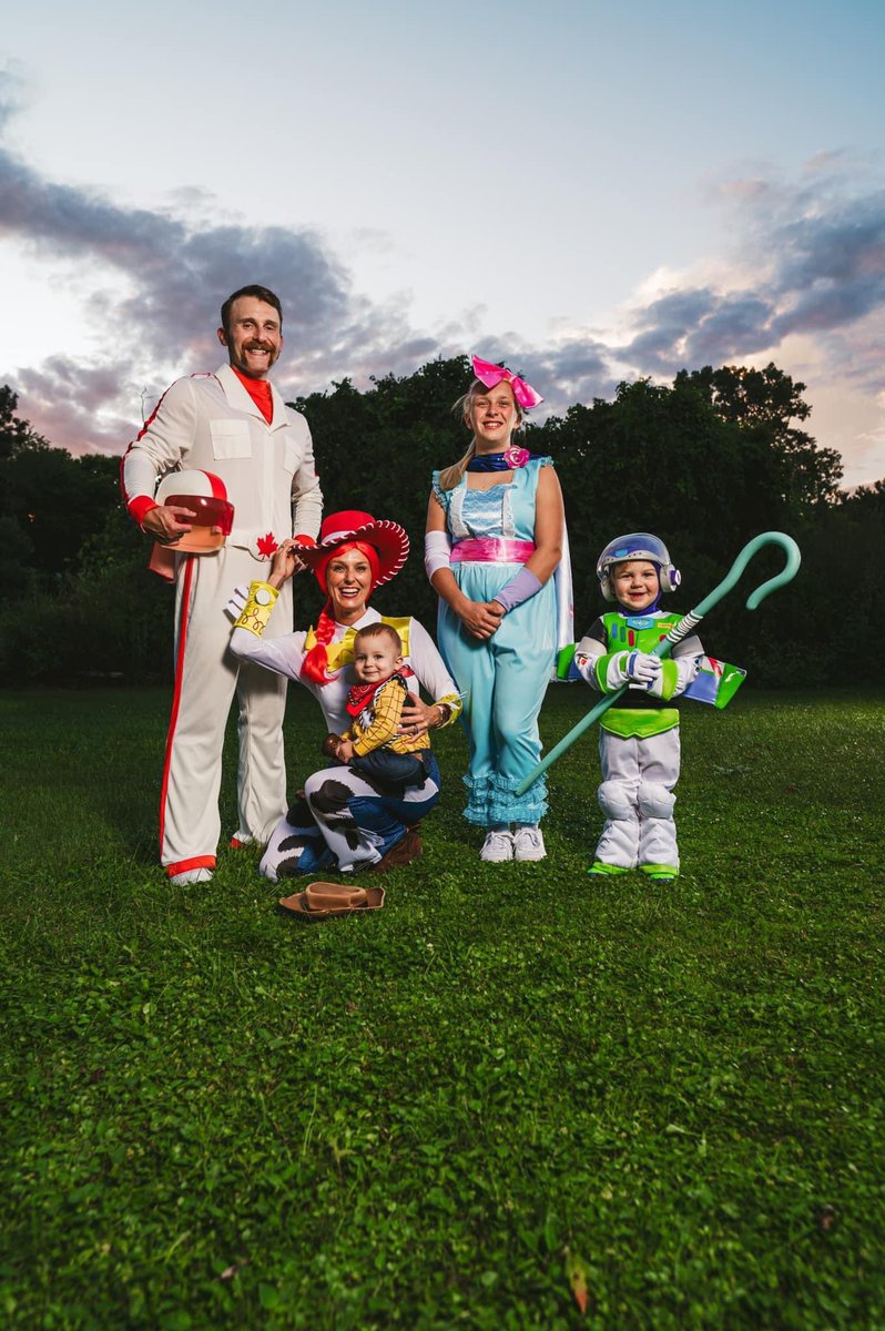 AlliHayesMedia's tweet photo. Happy Halloween! 😆🎃❤️ #ToyStory #dukecaboom https://t.co/yhOy66MzR1