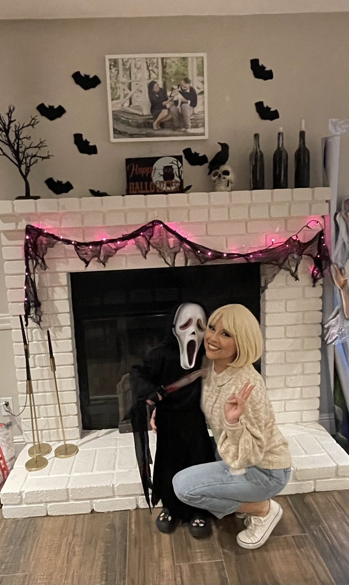 shellysodope's tweet image. What’s your favorite scary movie?