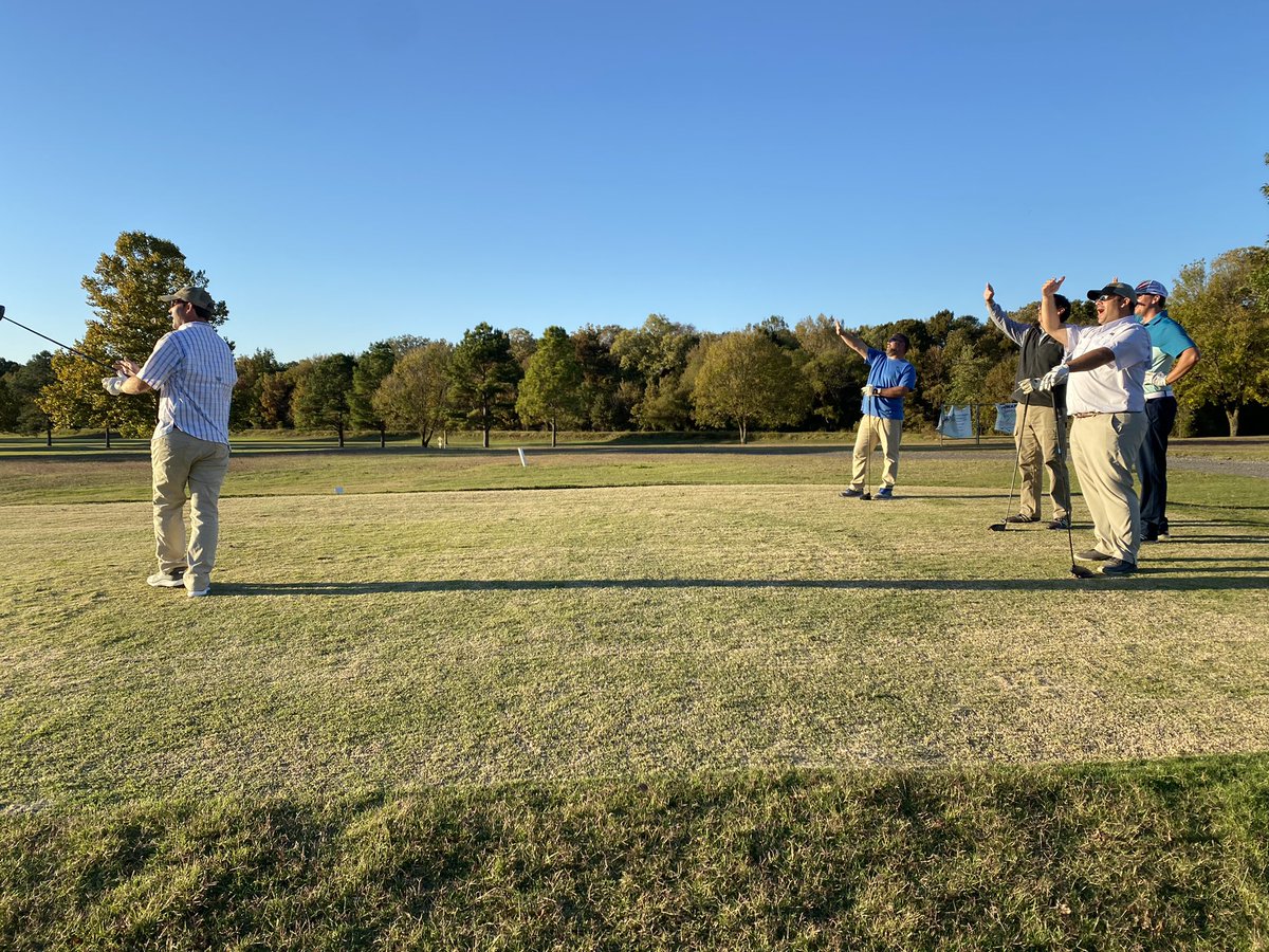 DrewHaigwood's tweet photo. Not very often I stripe a bomb down the middle of the fairway…..But when I do, @whithaigwood captures it on camera! #VCGC https://t.co/AIWsxCjde0