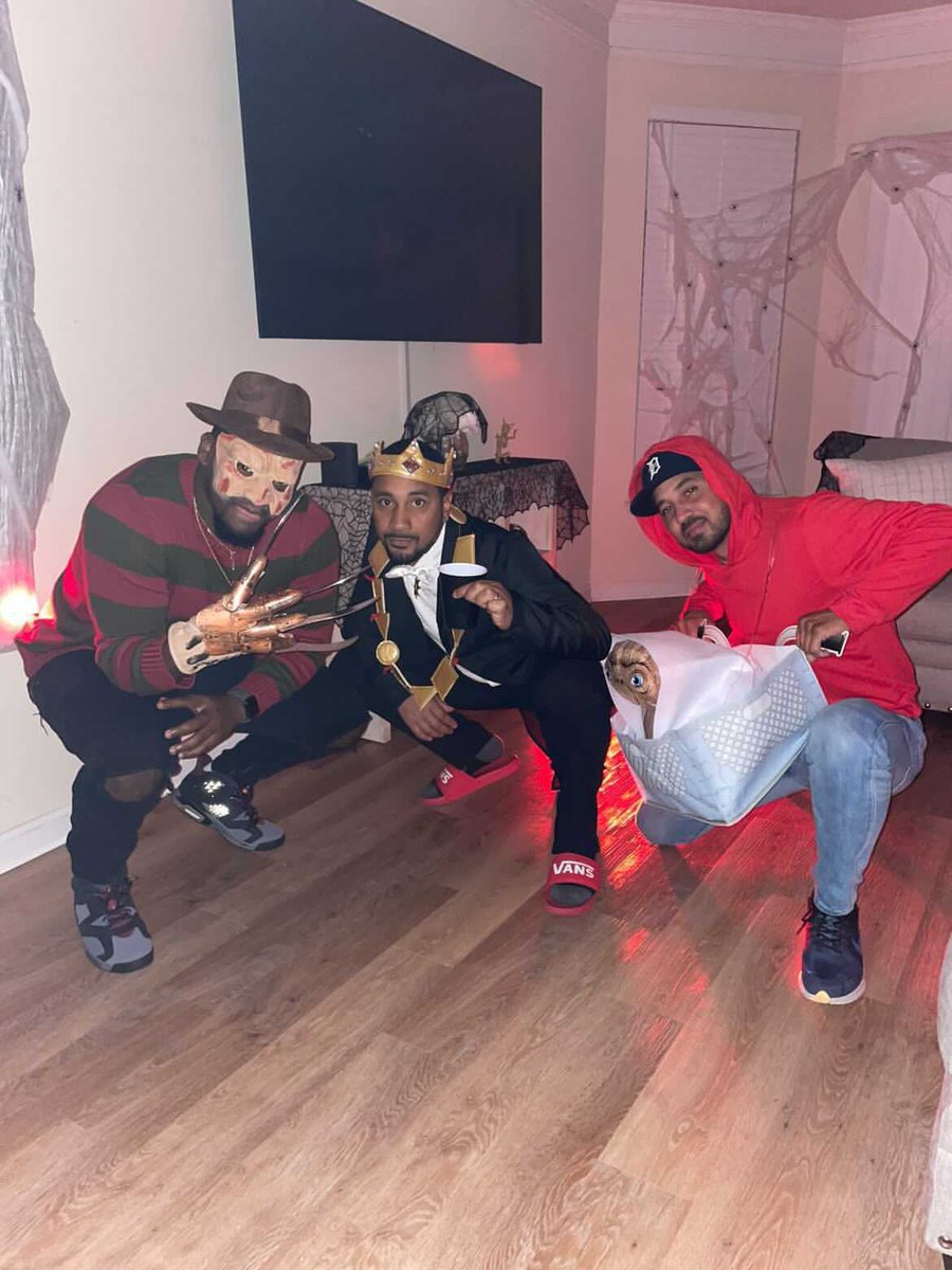 a_oreolu's tweet photo. Happy Halloween 🎃 2021 https://t.co/QPJDaoHopb
