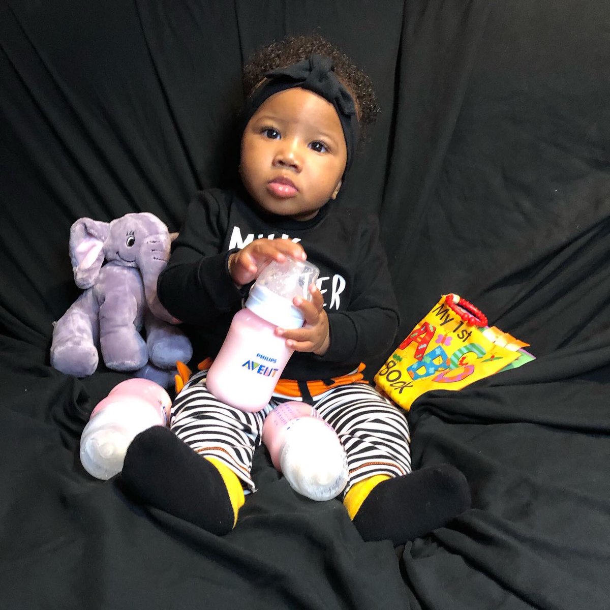 ButtaButtaWorld's tweet image. I gave the “MILK MONSTER” too much MILK and she changed into a “BABY UNICORN” that just wanted to eat all the CANDY🤷🏽‍♂️🎃👻🍼🦄🍭🍬🤗😍🥰 #HappyHalloween #LUVBUG #LAW #Grateful #Blessed #LoveYours #ButtaNeverForgets