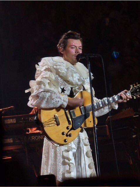 hoctober2021's tweet photo. harryween night 1 and night two https://t.co/jsdO1713fp