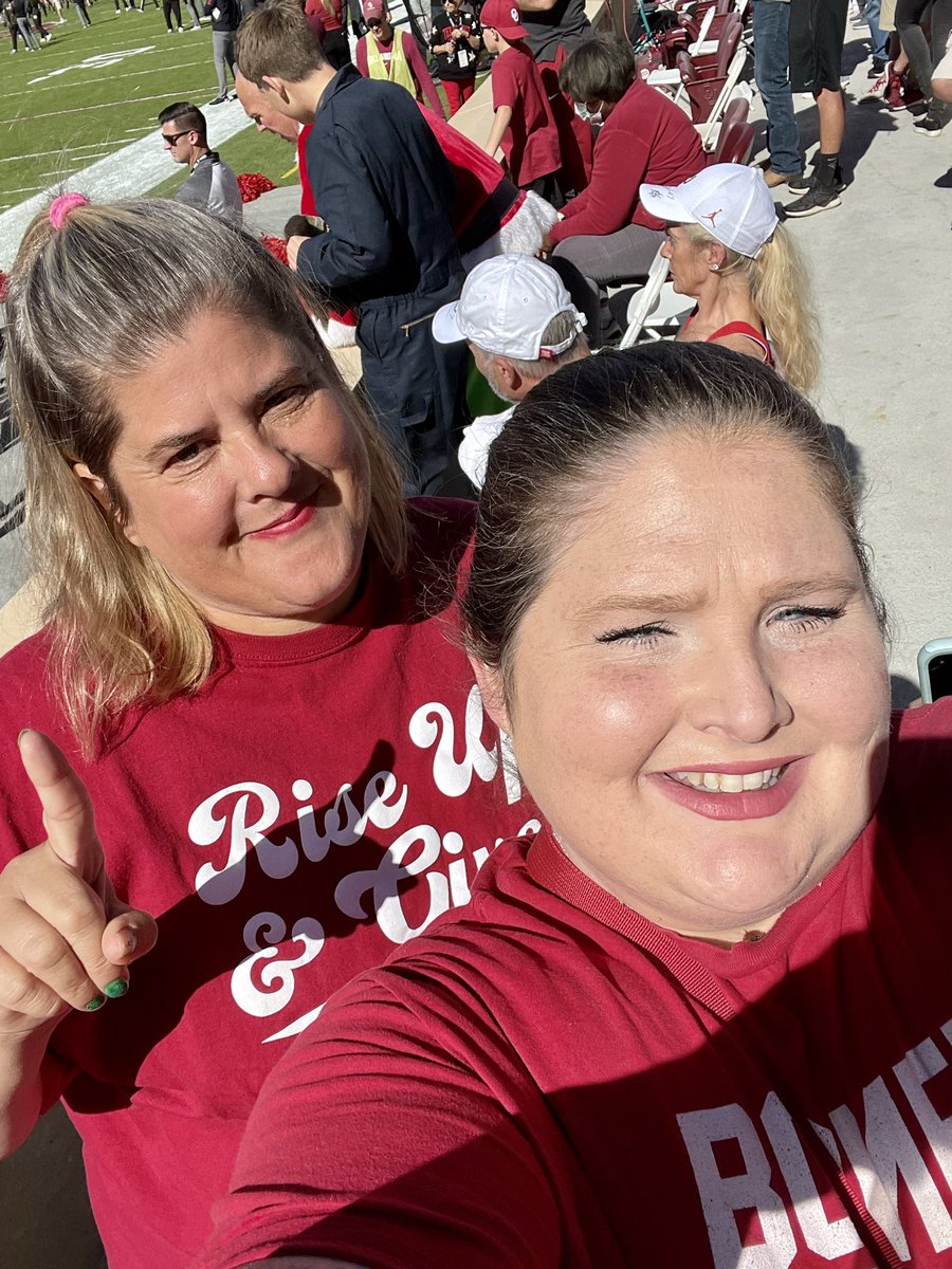 Boy_mom1210's tweet photo. #footballtimeinoklahoma https://t.co/epCAf8ukaF