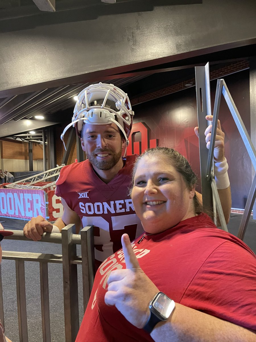 Boy_mom1210's tweet photo. #footballtimeinoklahoma https://t.co/epCAf8ukaF