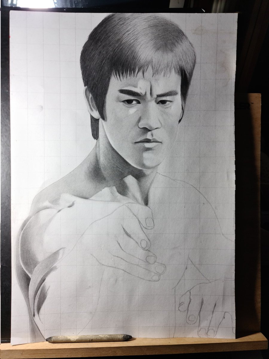AFaliboga's tweet photo. There's alot of work to do, but this is what I have so far 😁 One master, one way ! Be like water!
#BruceLee #portraits #Pencildrawing #fanart https://t.co/TZzCa1qNEV