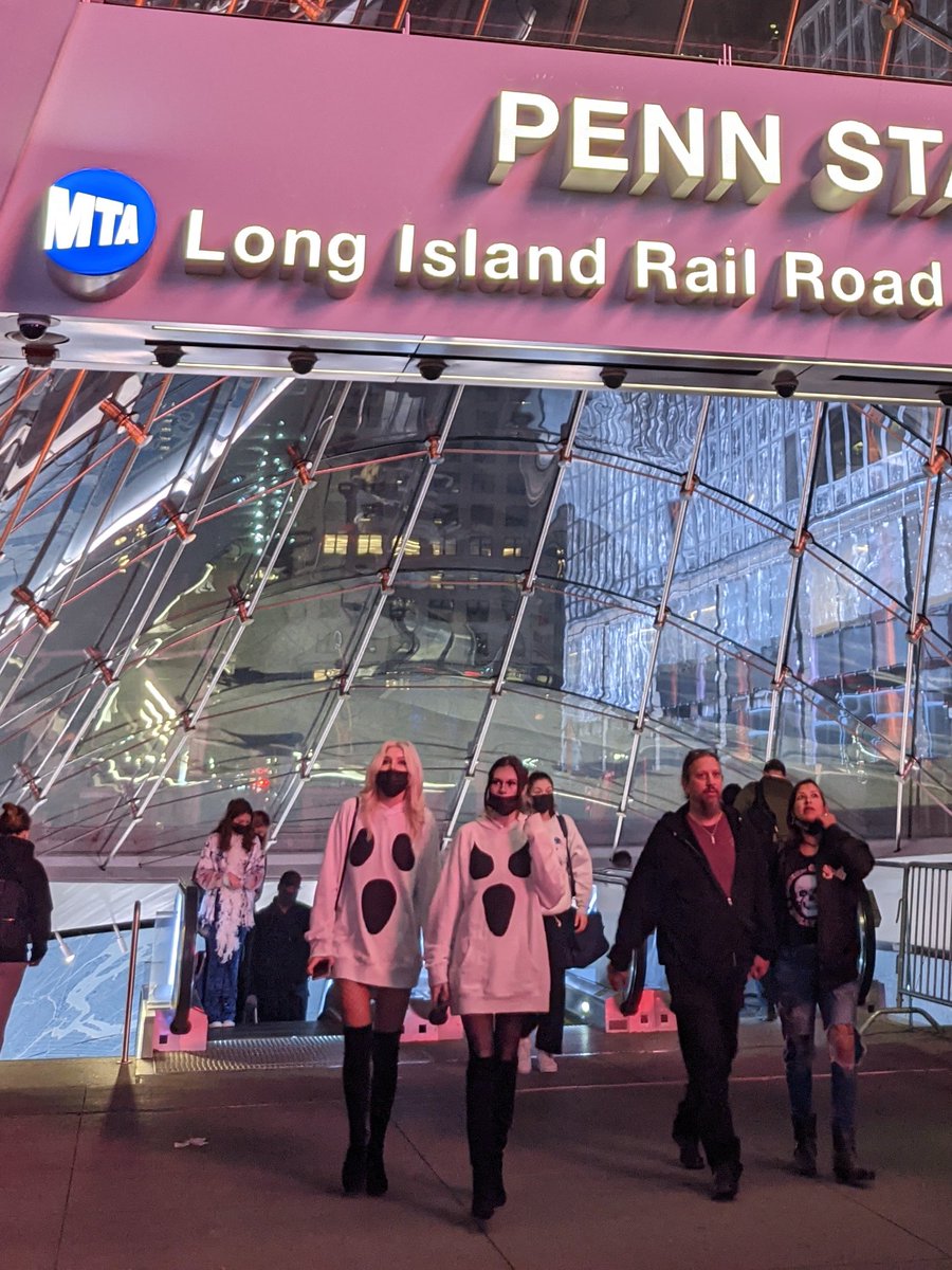 A Modern LI tweet media