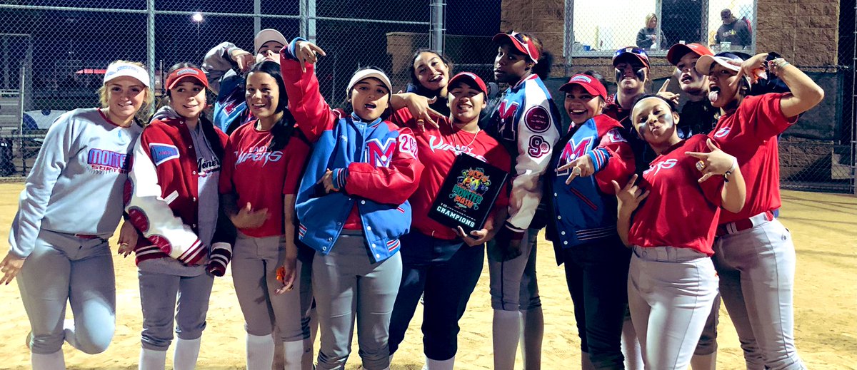 Q: What did we do for Halloween?
A: Win Championships
Undefeated Champs of the Bobby Drum Monster Mash🏆
❤️Lady Plainsmen Softball💙