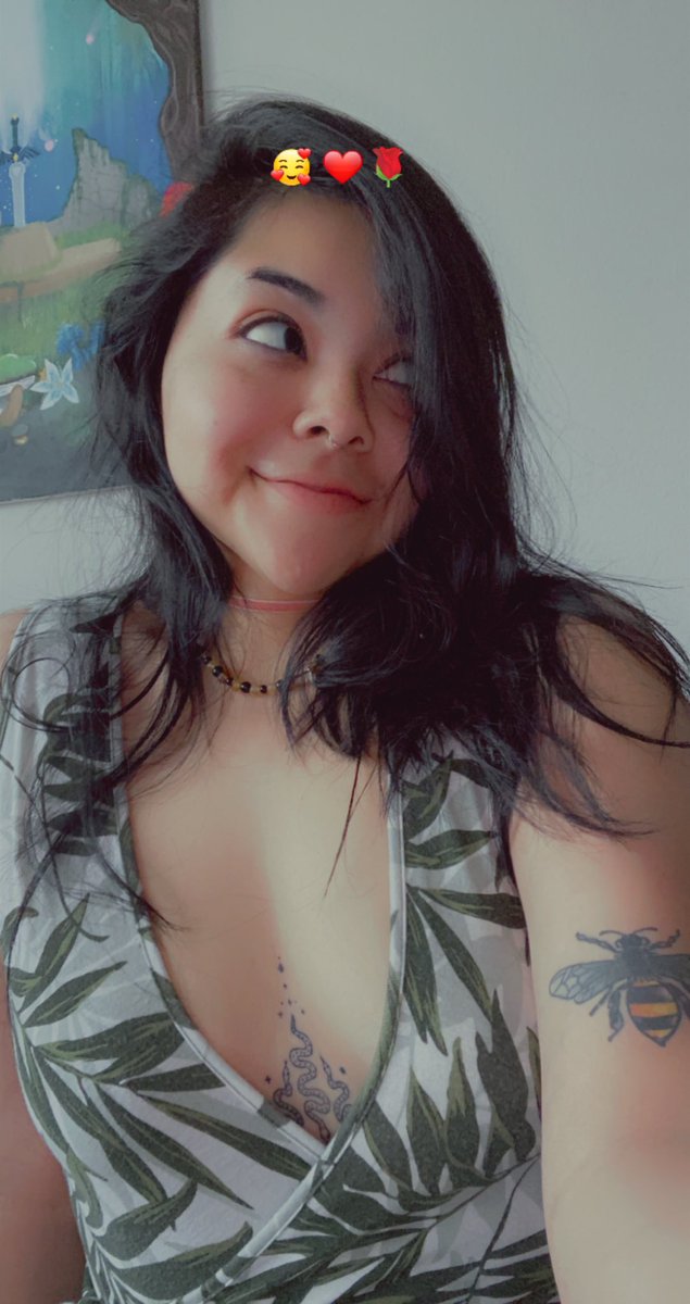 bee_honii's tweet photo. Not new redoing my pinned                 🔪♠️18+ 👹MDNI👹

🔪♠️Latina and Bi(lingual and sexual lucky you 🤤😉) 

🔪♠️ I bite ♠️🔪

🔪♠️ No pics/vids in dms. 

🔪♠️Shitposter https://t.co/RwDAWlLmKC