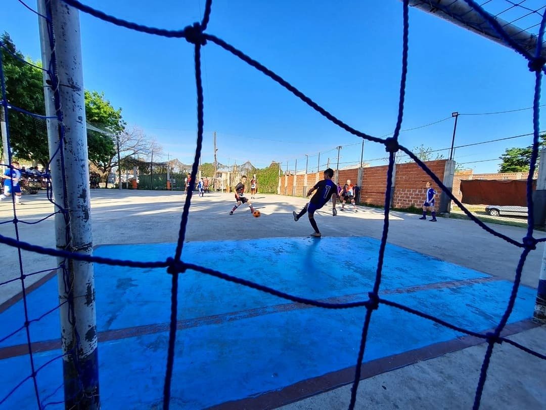 RRIILomas's tweet photo. ⚽ Visitamos los partidos entre los clubes :
🔹#SanJuan vs #LosGauchitos
🔹#AlmafuerteVillaAlbertina vs #JuventudDeFiorito
🔹#Laloma_ vs #AlmafuerteAzul https://t.co/r2eKc9m2Lq