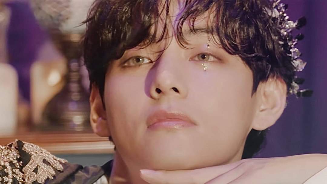 PantasanShane's tweet image. Taehyung-shhhhhiiiii
#FateReader