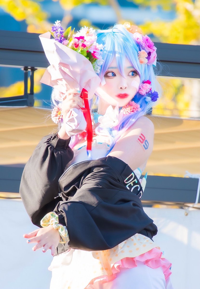 衣装一式初音ミク 愛言葉 3 III 造形ウィッグつき コスプレ衣装 - コスプレ