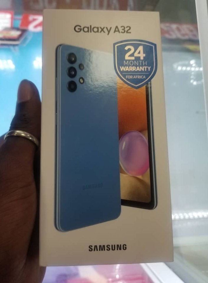 manty_flex's tweet photo. For all your Samsung Devices &amp; accessories, @abc_gadgets is the solution 💯💯💯.. Hit ēm up this November to check out the Mega Deals that come with the Black November 😎💯👍
#abcgadgetsplug https://t.co/72T5puoD8K