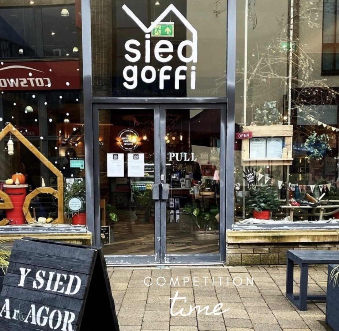 It’s our birthday! 💃🏻
We’ve been open a full year! 🥂From Nov 15th we’re opening every Friday &amp; Saturday night to give you a chance to celebrate Christmas with family &amp; friends. To win a table for two, follow, like &amp; share this post, then tag a friend
Winner announced 5 Nov!