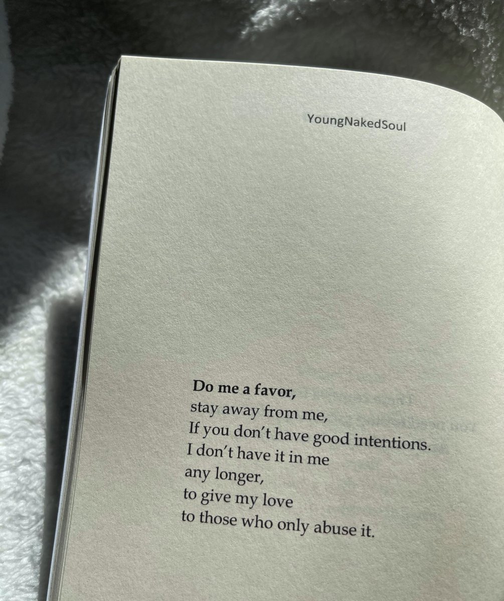bymoonsoulchild's tweet photo. Stay away from me if you don’t have good intentions.. https://t.co/4MZe3W7R8w