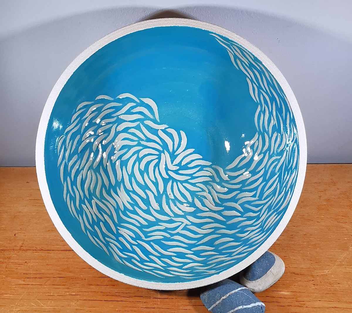 rozdowen's tweet photo. I make unique &amp; functional stoneware ceramics inspired by the sea &amp; coast of west Wales. Looking for gifts for friends &amp; family, or something special for yourself? Everyone likes a reminder of warm days at the beach #MadeInWales #MHHSBD
https://t.co/QcoPjxTS19 https://t.co/nLBDiuPO1S