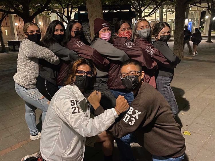 UCBLambdas's tweet photo. The BX Brothers would like to wish the Lovely Lambda Ladies of the Distinguished and Original Delta Omicron Chapter of Lambda Theta Alpha Latin Sorority, Incorporated FA20, Line 14, The Victorious Legacy of Light: Las
Revitalizantes Almas del Otoño a Happy Lambdaversary!!! 🌙❤️🌴 https://t.co/6Nh91bFari