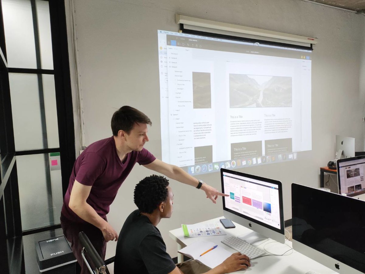 webcoursesbkk's tweet photo. All of our instructors at Web Courses Bangkok are industry experts themselves, who teach from their experience as they guide you through your journey.
#webcoursesbangkok #teachers #guidance #industryexperts #webdesign #webessentials #digitalmarketing #learning https://t.co/SZlEj84366