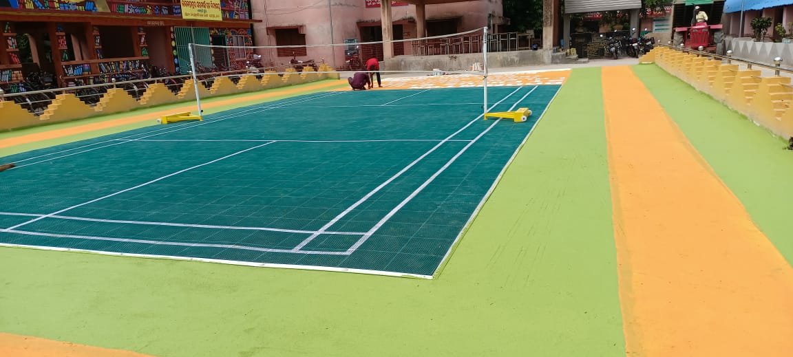 dmkendrapara's tweet photo. As part of Rural Sports court project, one Acrylic Synthetic Badminton court came up in Bharatpur GP of Kendrapara block.
More sports court will come up in coming months.
@CMO_Odisha @sports_odisha https://t.co/sQ71WrvIvj